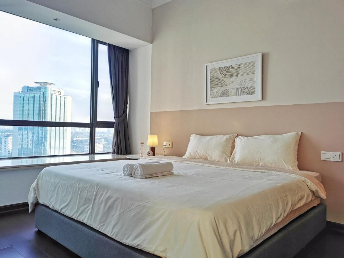 Yussy 2 Bedroom Sea View Condo At R&F Princess Cove Джохор-Бару Экстерьер фото